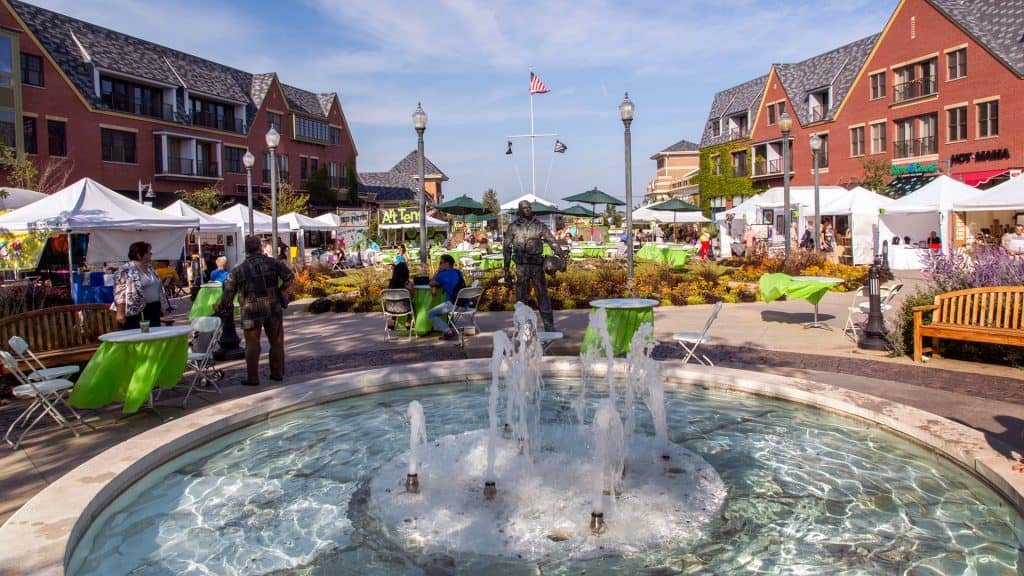 Lake Zurich | Eminent Limo Car Service To Midway Airport Mdw - Glenview (Il)