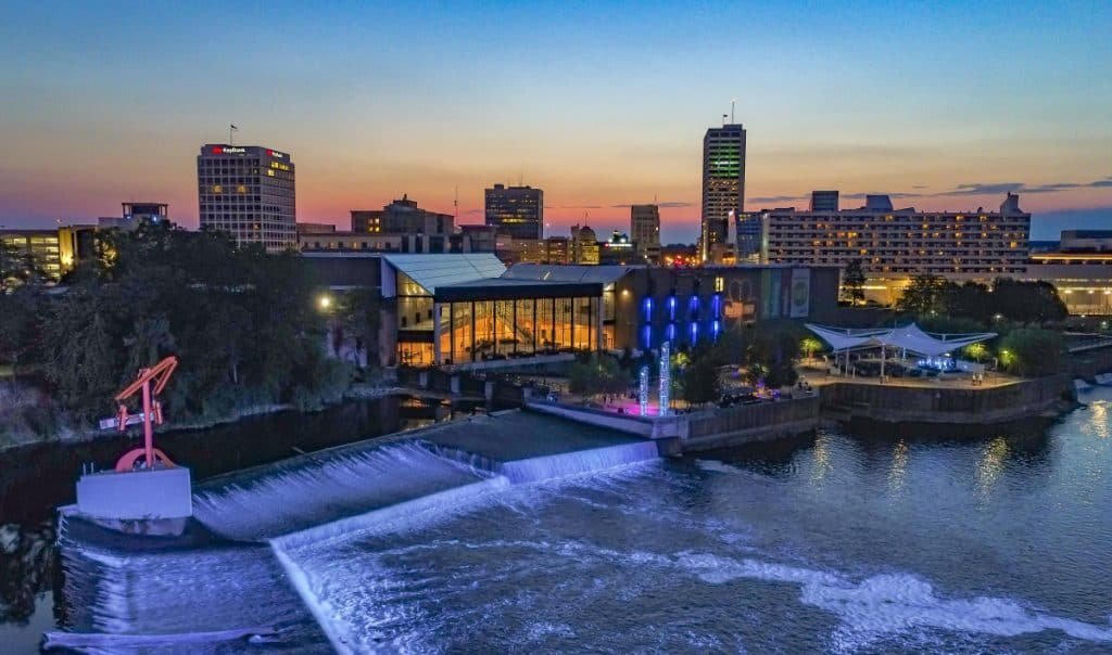 Black Car Service To Midway Airport West Lafayette In | Eminent Limo Car Service To Midway Airport Mdw - South Bend (In)