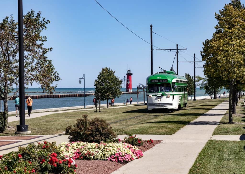 Black Car Service To Midway Airport Cudahy Wi | Eminent Limo Car Service To Midway Airport Mdw - Kenosha (Wi)